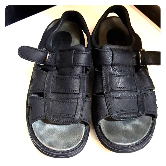 hush puppies sandals size 11